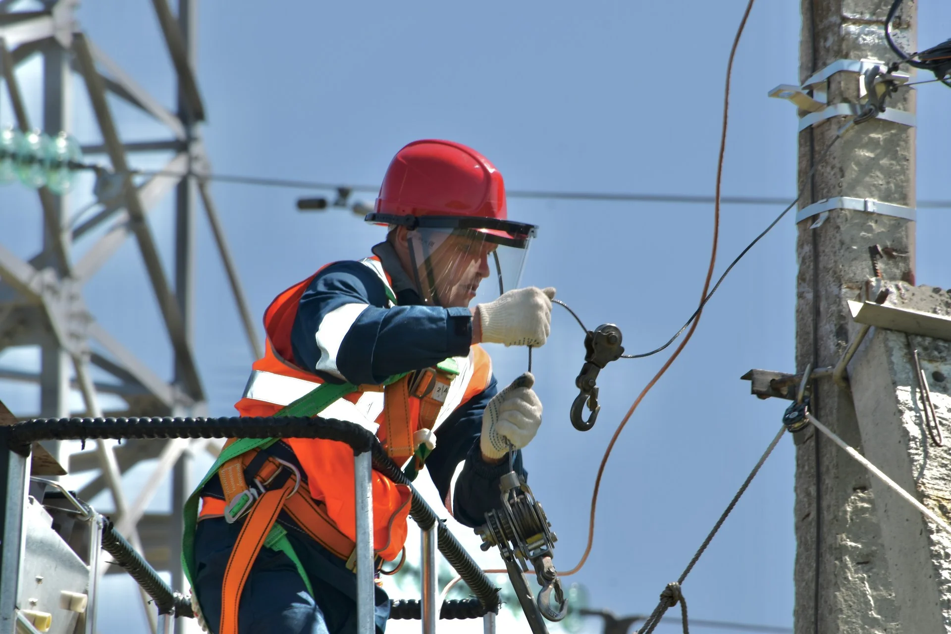 man working with a hard hat 